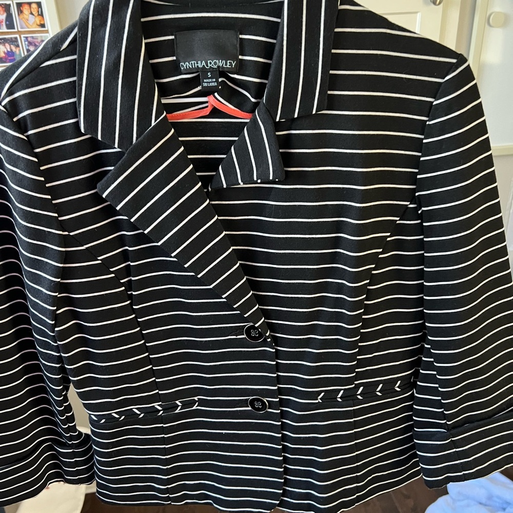 Multiple blazers! - Picture 3 of 8